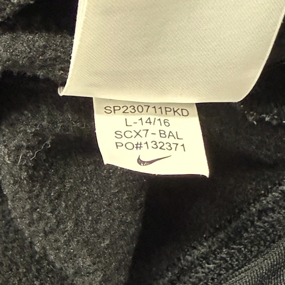 Nike Baltimore Orioles City Connect Therma-FIT Hoodie Black Kids Large 14/16‎